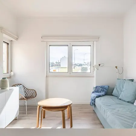 Charming In Silveira 40 M² Near The Apartment